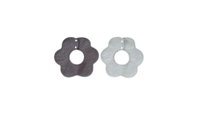 360° Rotatable Round Flower Baby Bib