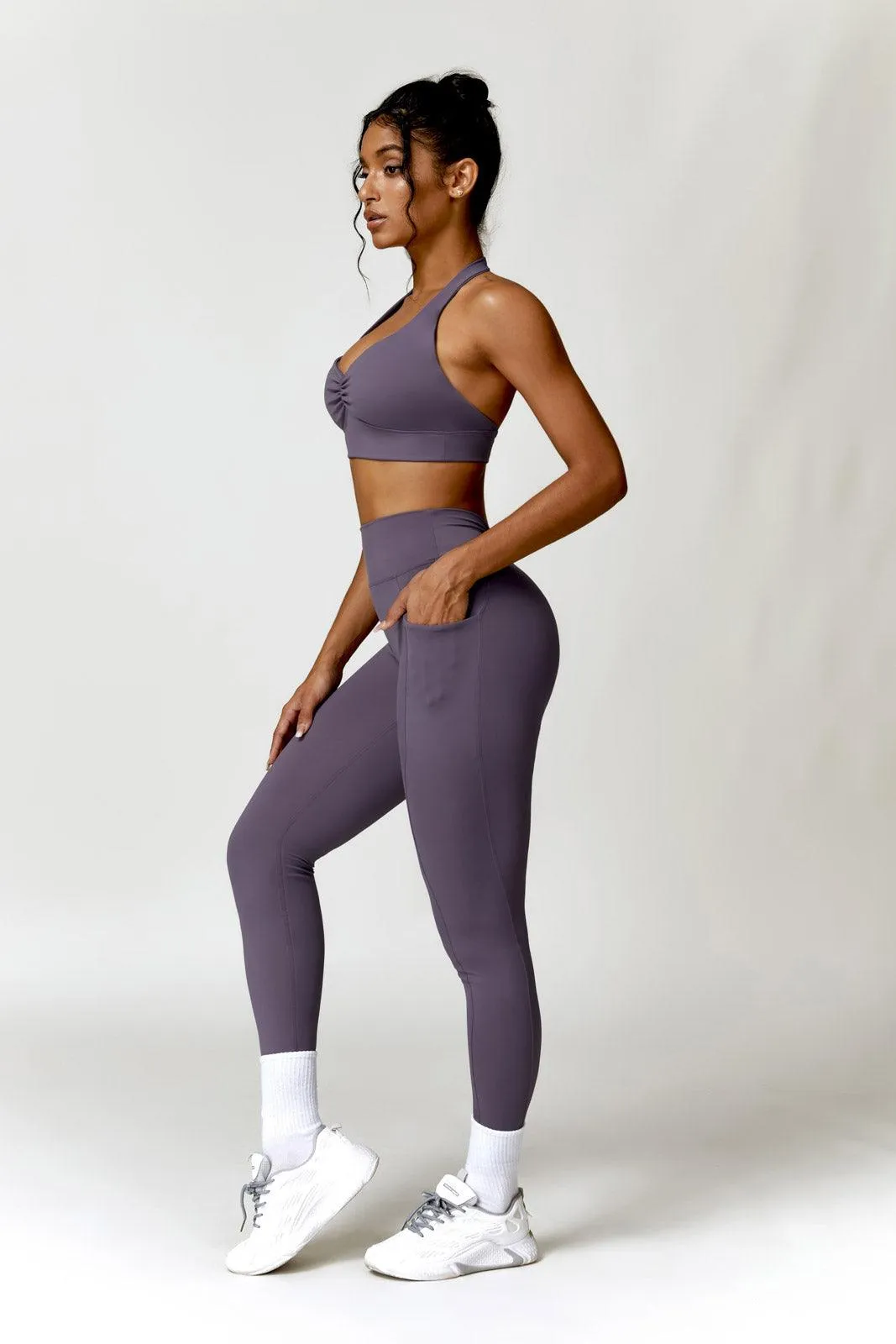 Amber Sports Bra - Taupe