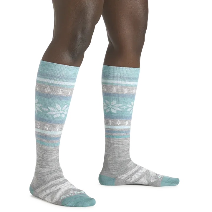 Darn Tough Women's Alpine Over-the-Calf Lightweight Ski & Snowboard Sock 2024