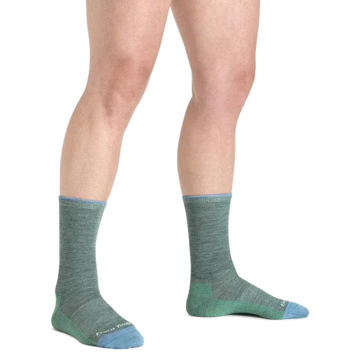 Darn Tough Women's Solid Basic Crew Lightweight Lifestyle Sock 2024