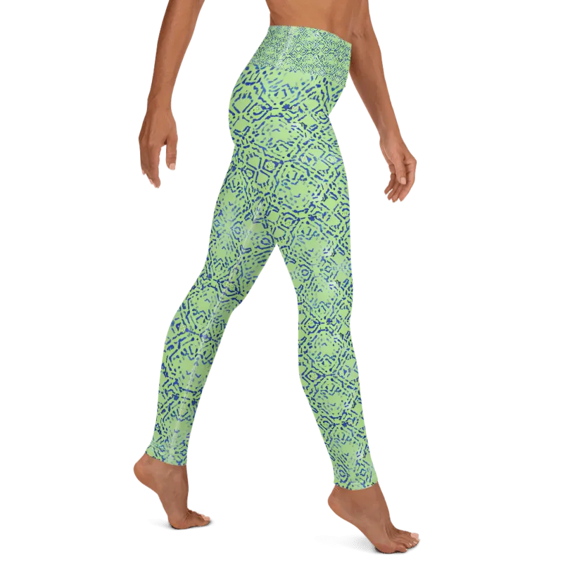 Enhance Your Yoga Practice with Geometric Pattern Leggings