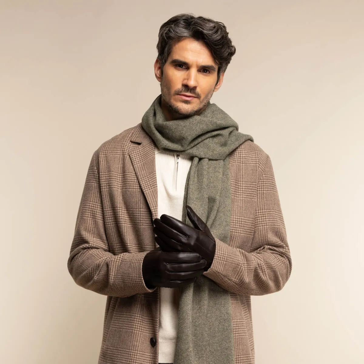 Jake (dark brown) - sheepskin gloves with warm fleece lining & touchscreen feature